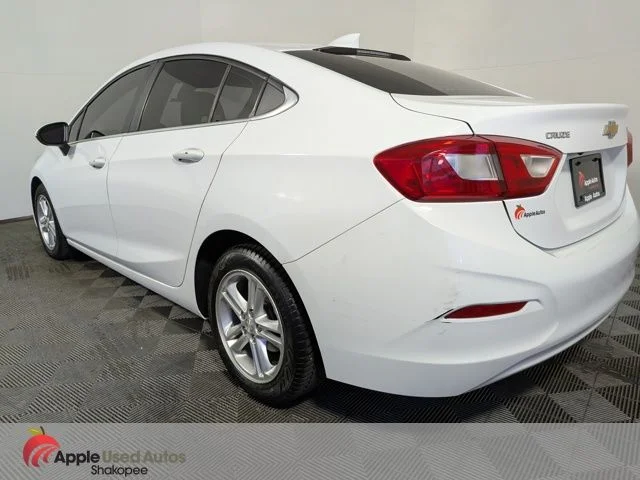 Used 2018 White Chevrolet LT image 4