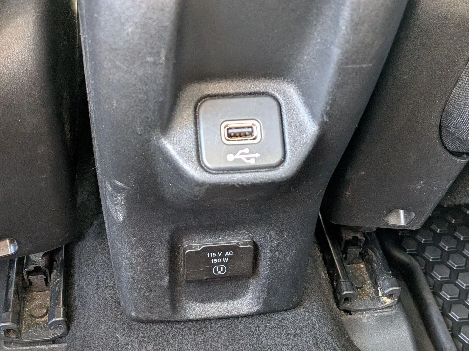 Used 2019 Solar Yellow Clearcoat Jeep Trailhawk image 35