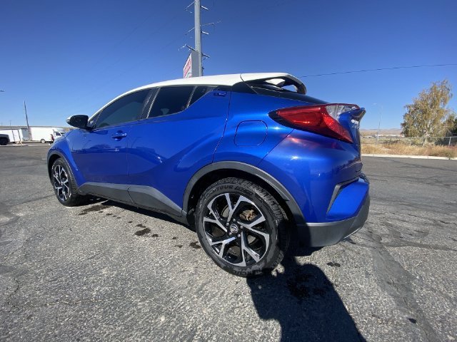 Used 2019 Blue Toyota XLE image 6