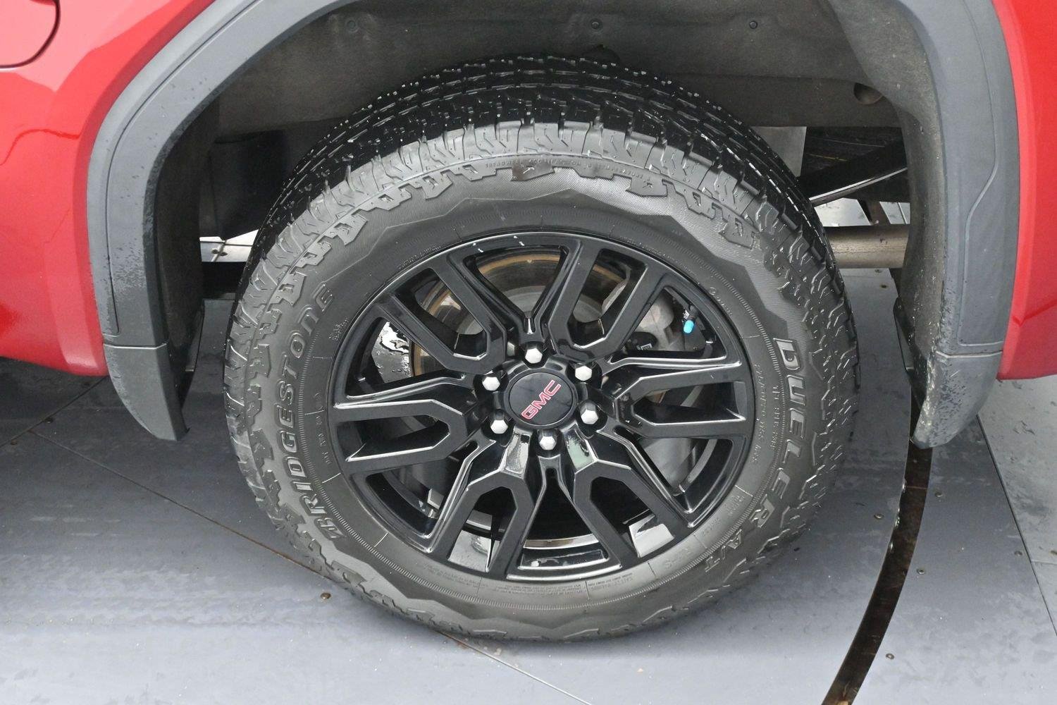 Used 2023 Volcanic Red Tintcoat GMC Elevation image 30
