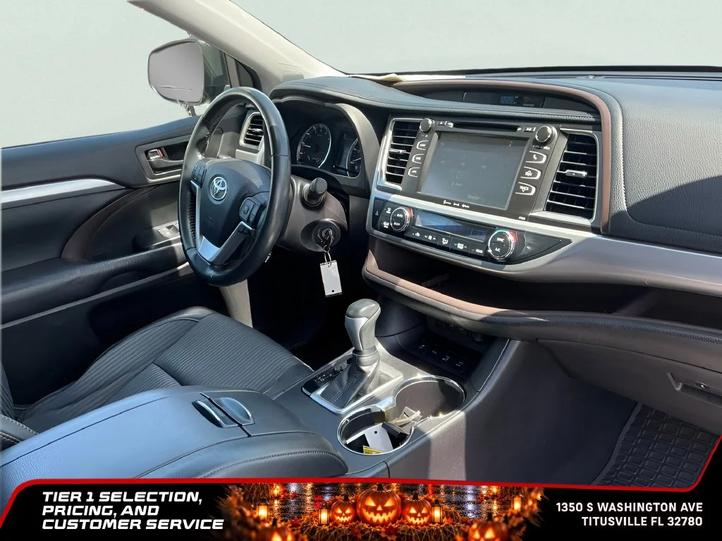 Used 2018 Red Toyota LE Plus image 15