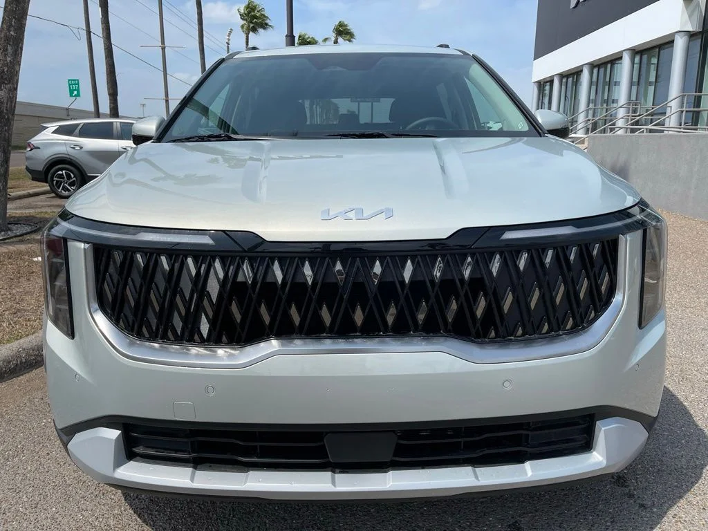 New 2026 White Kia EX image 2