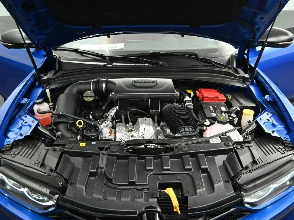 New 2026 Misano Blue Metallic Exterior Paint Alfa Romeo Base image 29