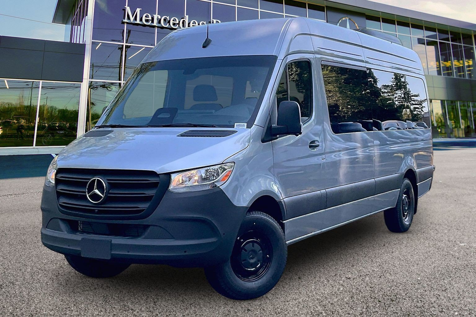 New 2026 high-tech silver metallic Mercedes-Benz Passenger 170 WB image 16