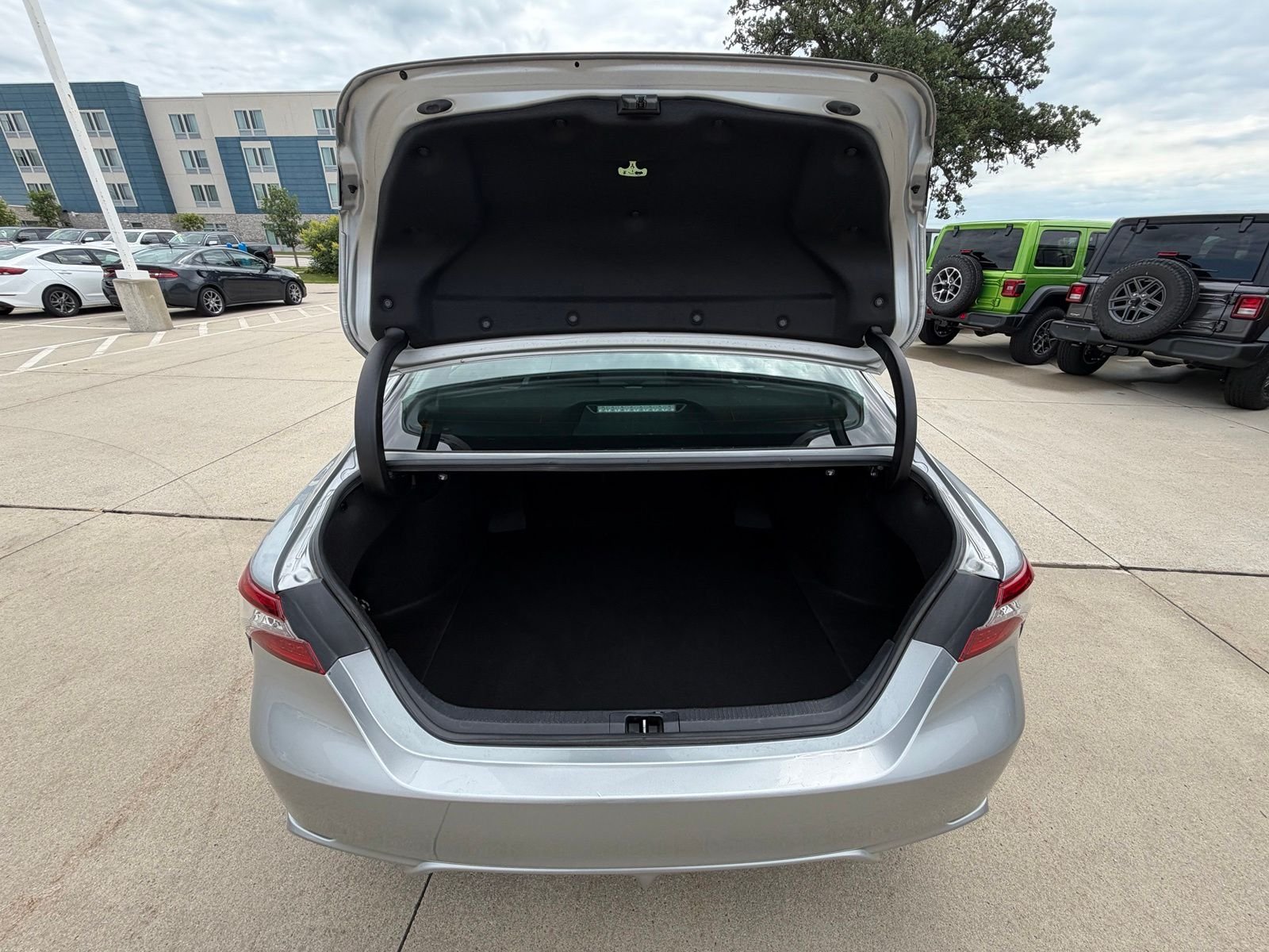 Used 2022 Silver Toyota XSE image 9