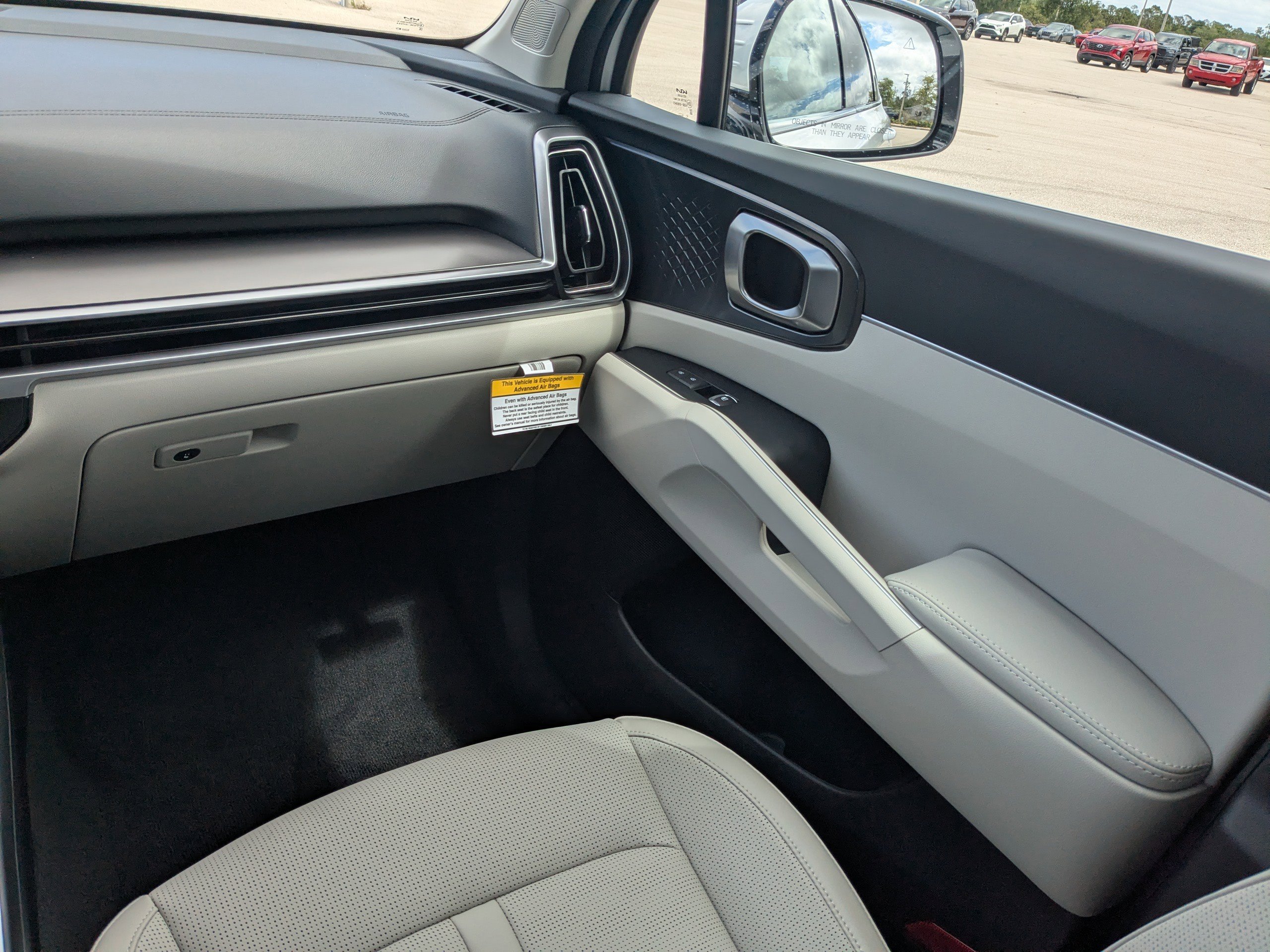 New 2026 Glacial White Pearl Kia S image 22
