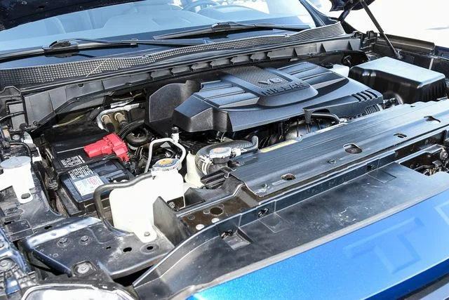 Used 2023 Blue Nissan SV image 13