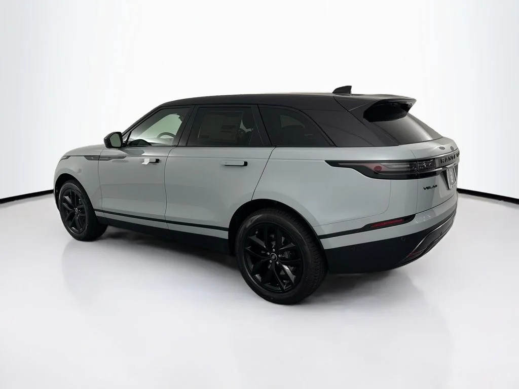 New 2026 Arroios Grey Land Rover S image 7