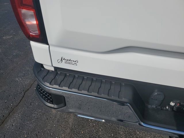 2026 GMC Sierra 1500 SLE - Photo 18