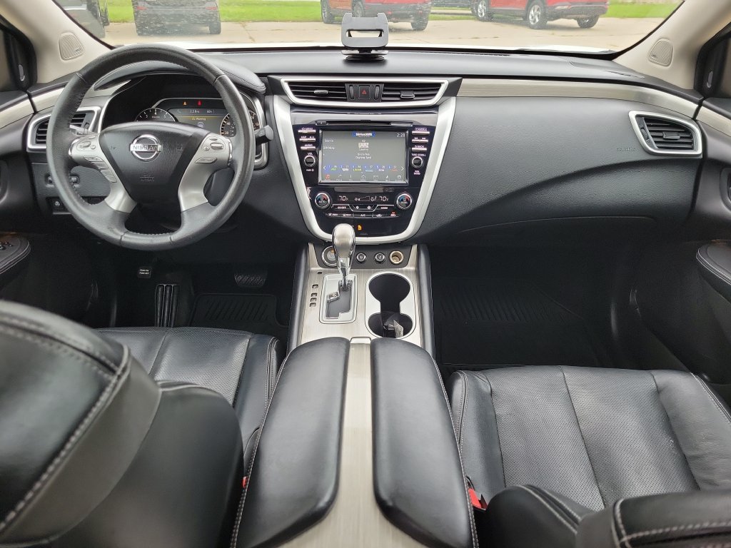 Used 2016 White Nissan S image 12