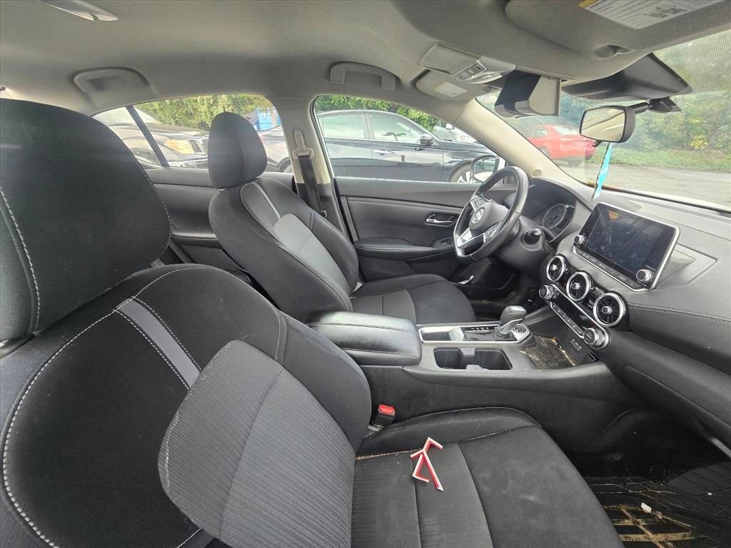 Used 2021 White Nissan SV image 5
