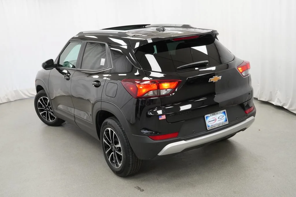 New 2026 Mosaic Black Metallic Chevrolet LT image 36