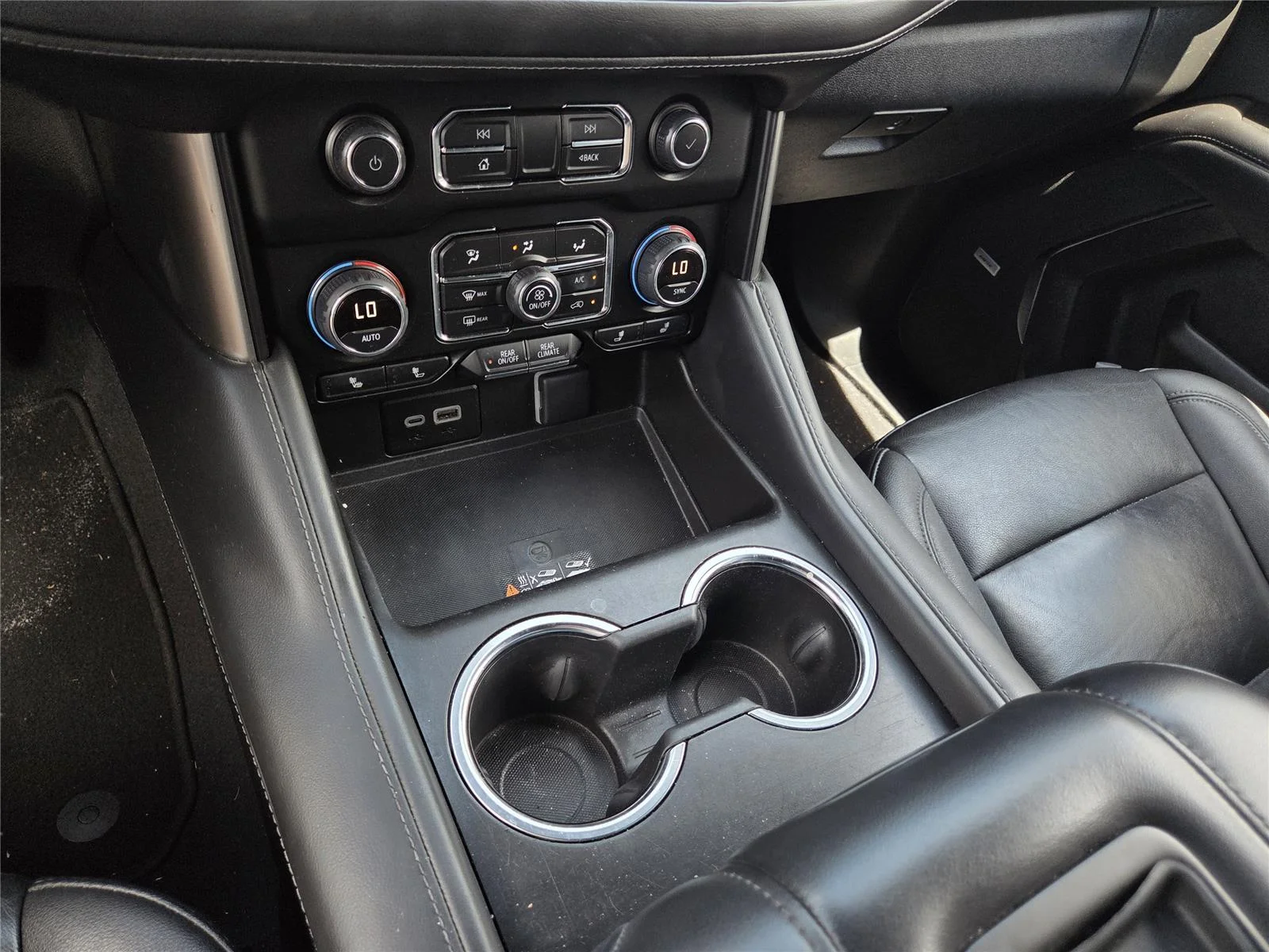 Used 2024 Silver Sage Metallic Chevrolet LT image 14