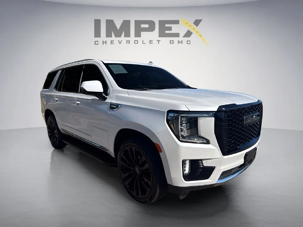 Used 2022 WHITE FROST TRICOAT GMC SLT image 7