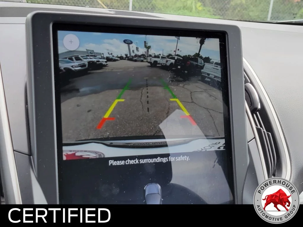 Used 2024 Silver Ford SEL image 24