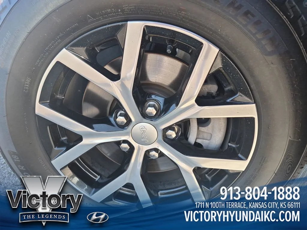 Used 2024 Red Jeep Limited image 27