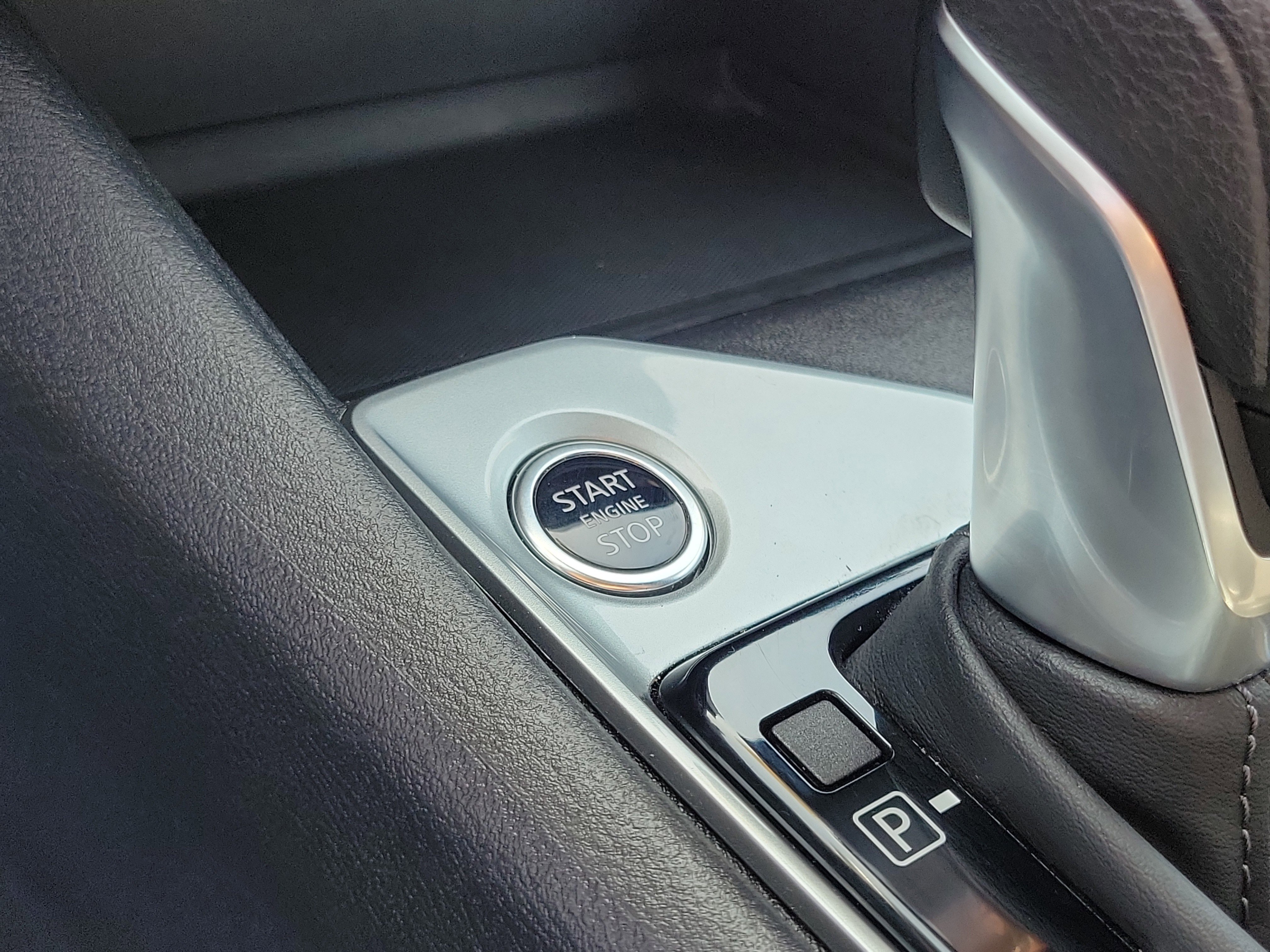2025 Nissan Altima SV - Photo 28