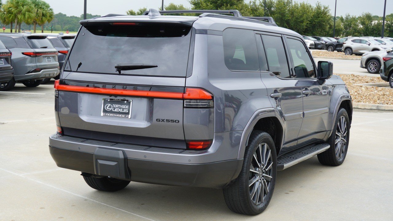 Used 2024 Gray Lexus GX 550 Luxury image 6