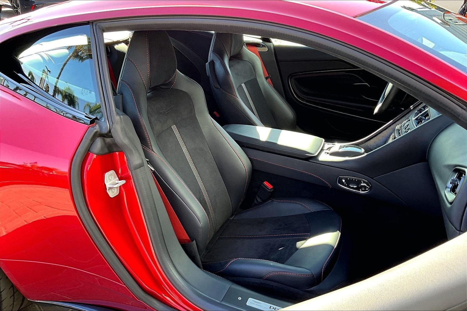Used 2023 Red Aston Martin Base image 6