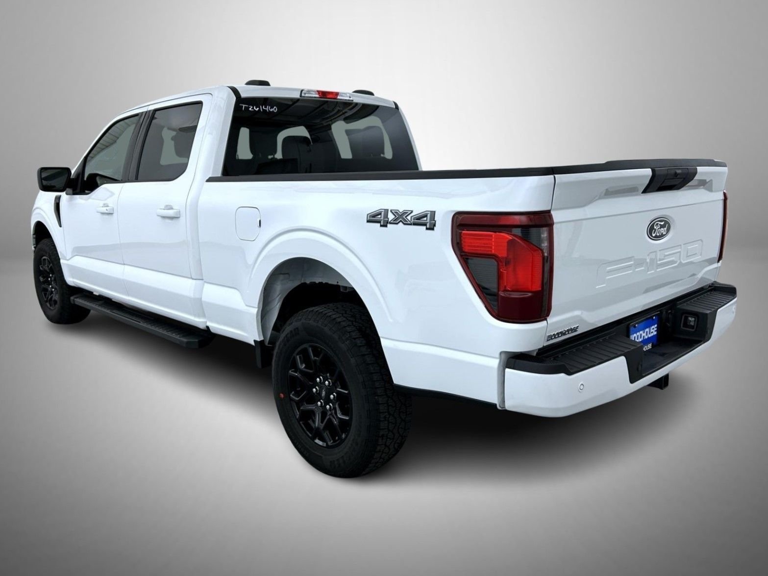 New 2026 Oxford White Ford XLT image 7
