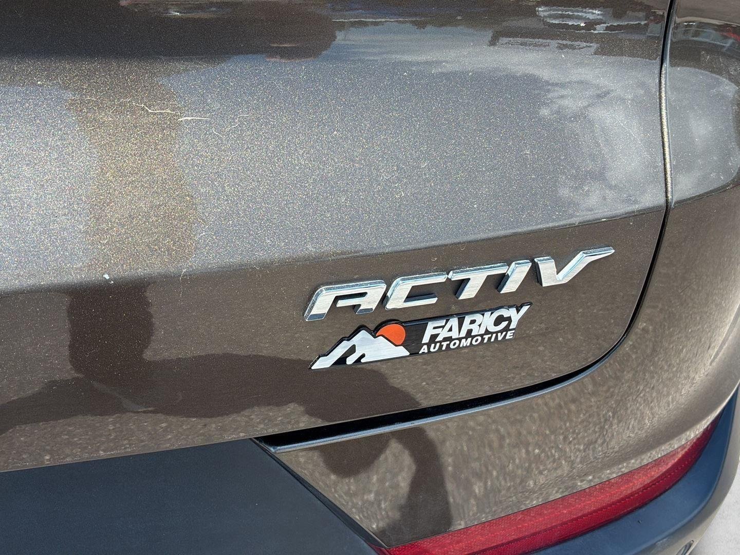 Used 2022 Zeus Bronze Metallic Chevrolet ACTIV image 8