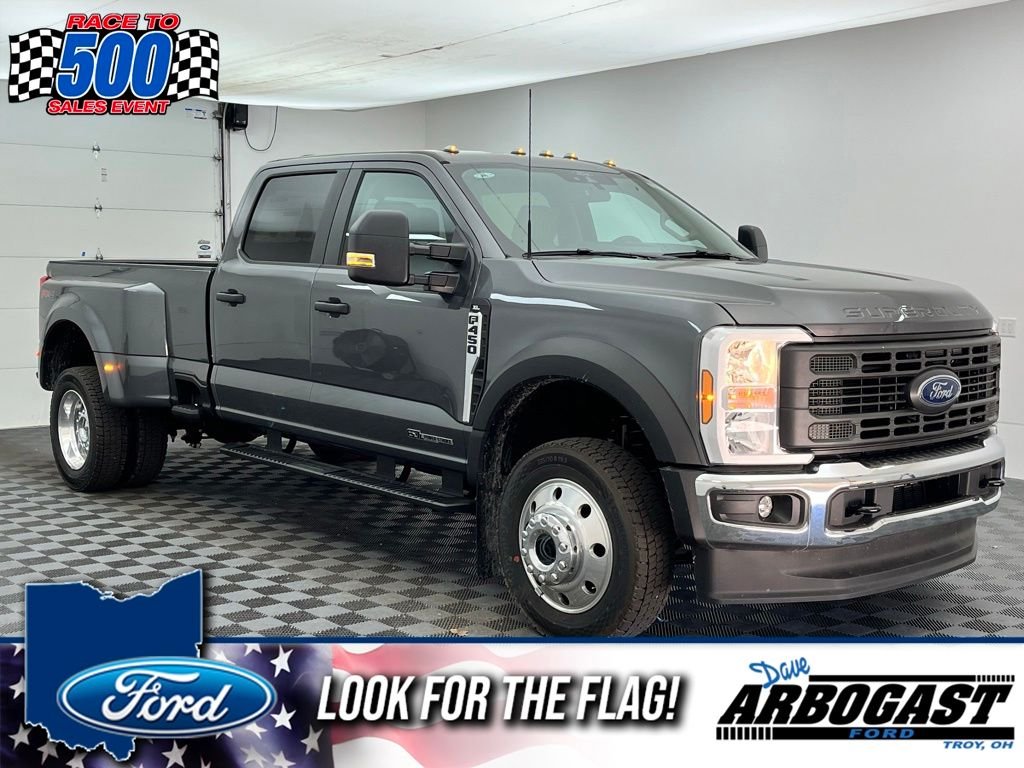 2026 Ford F-450 XL 4x4 Crew Cab 8' Box DRW's photo