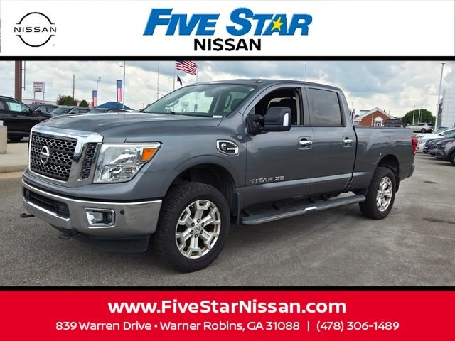 Used 2017 Gray Nissan SV image 3