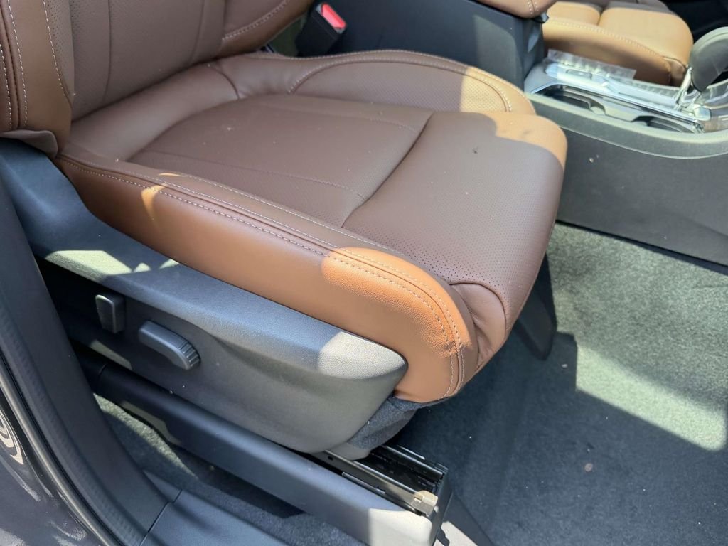 New 2026 MAGNETITE GRAY METALLIC Subaru Touring 7-Passenger image 9