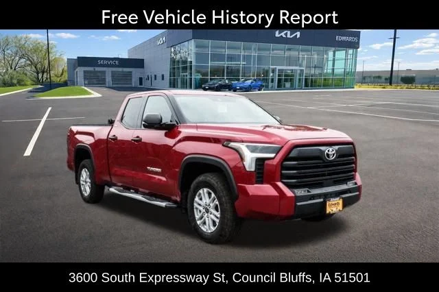 Used 2022 Red Toyota SR5 image 3