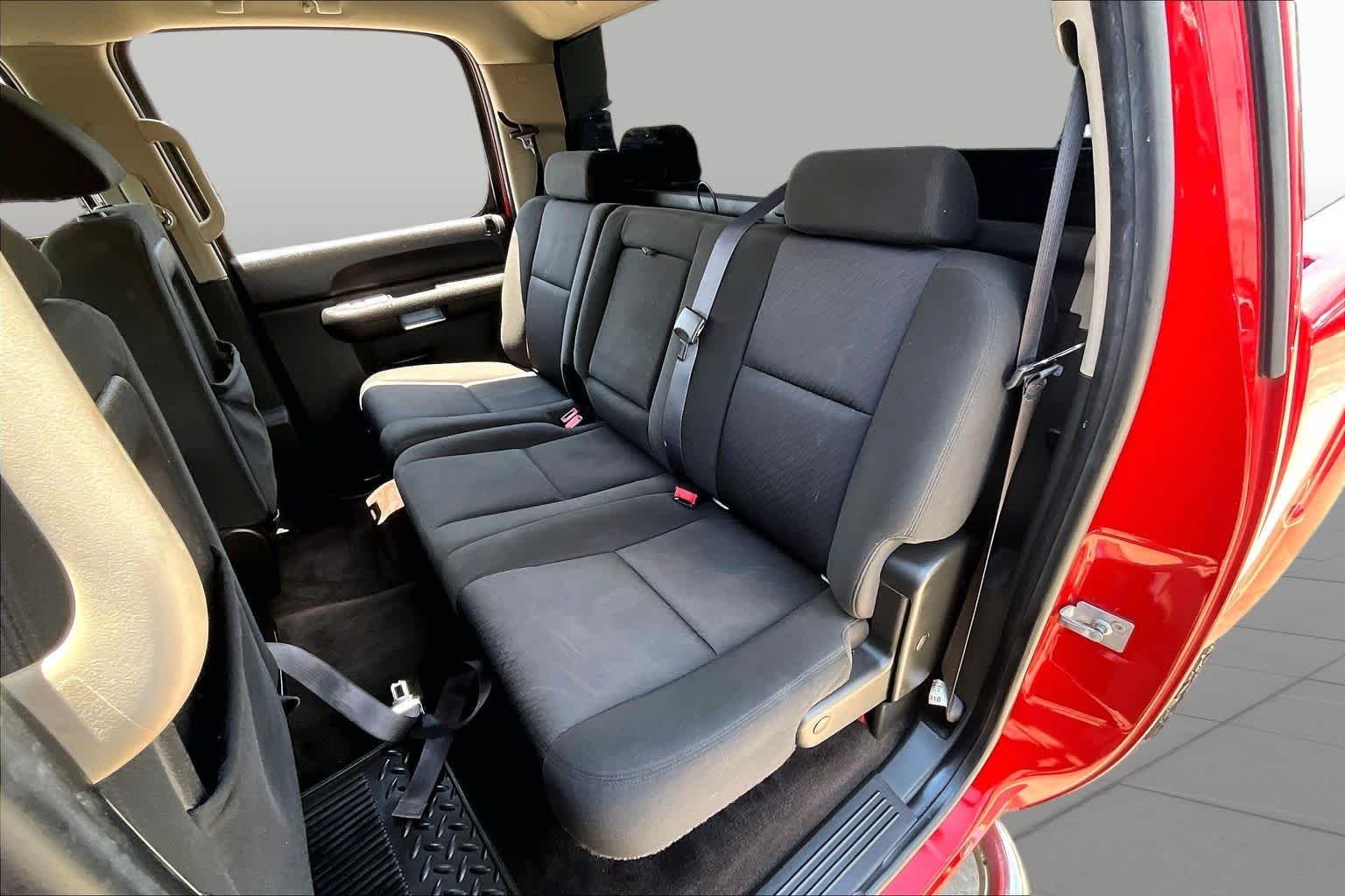 Used 2011 Fire Red GMC SLE image 20