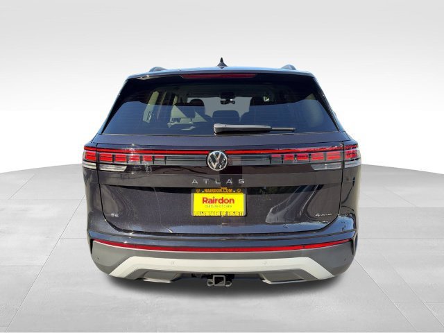 New 2027 Deep Black Pearl Volkswagen SE w/Technology image 6