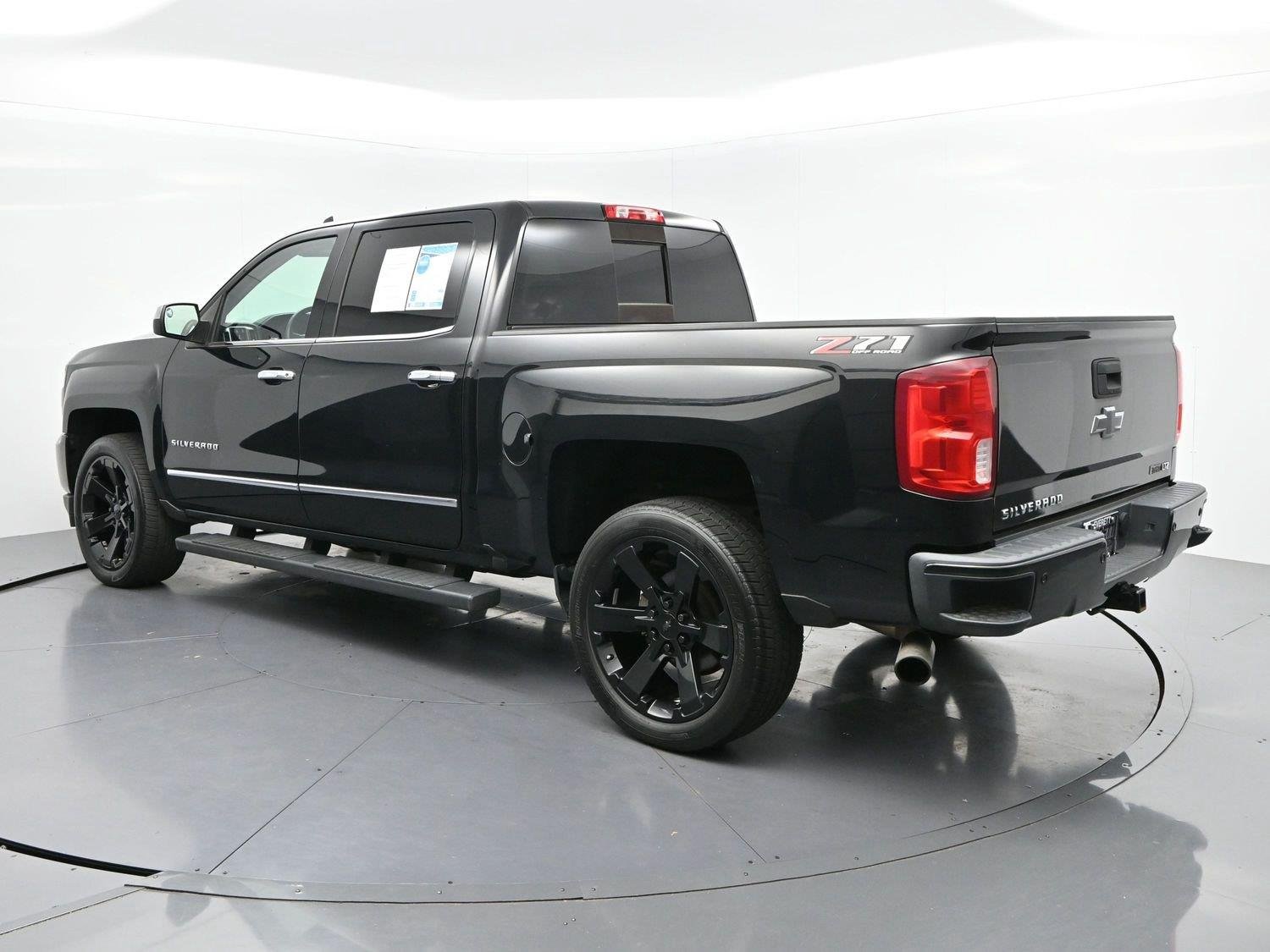 Used 2018 BLACK Chevrolet LTZ image 5
