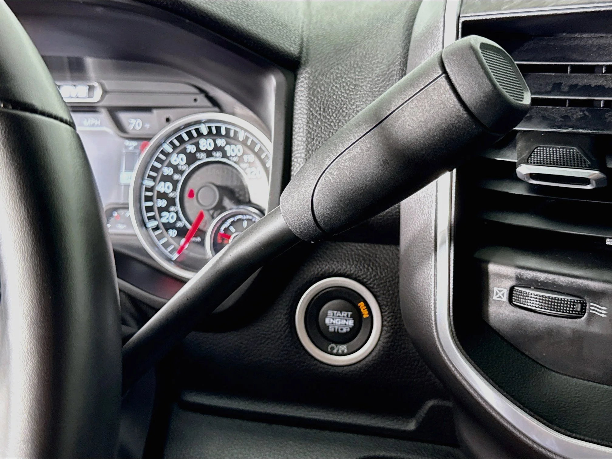 Used 2024  Ram SLT image 17