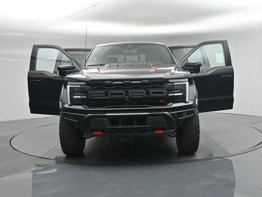 New 2026 Oxford White Ford Raptor image 33