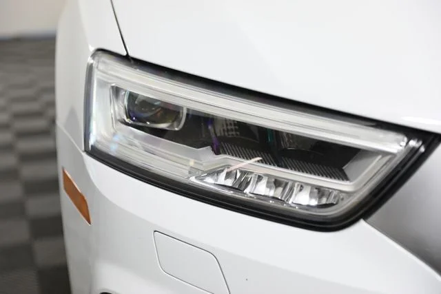 Used 2018 White Audi 2.0T Premium Plus image 30
