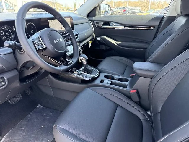 New 2026 Fusion Black Kia SX image 13