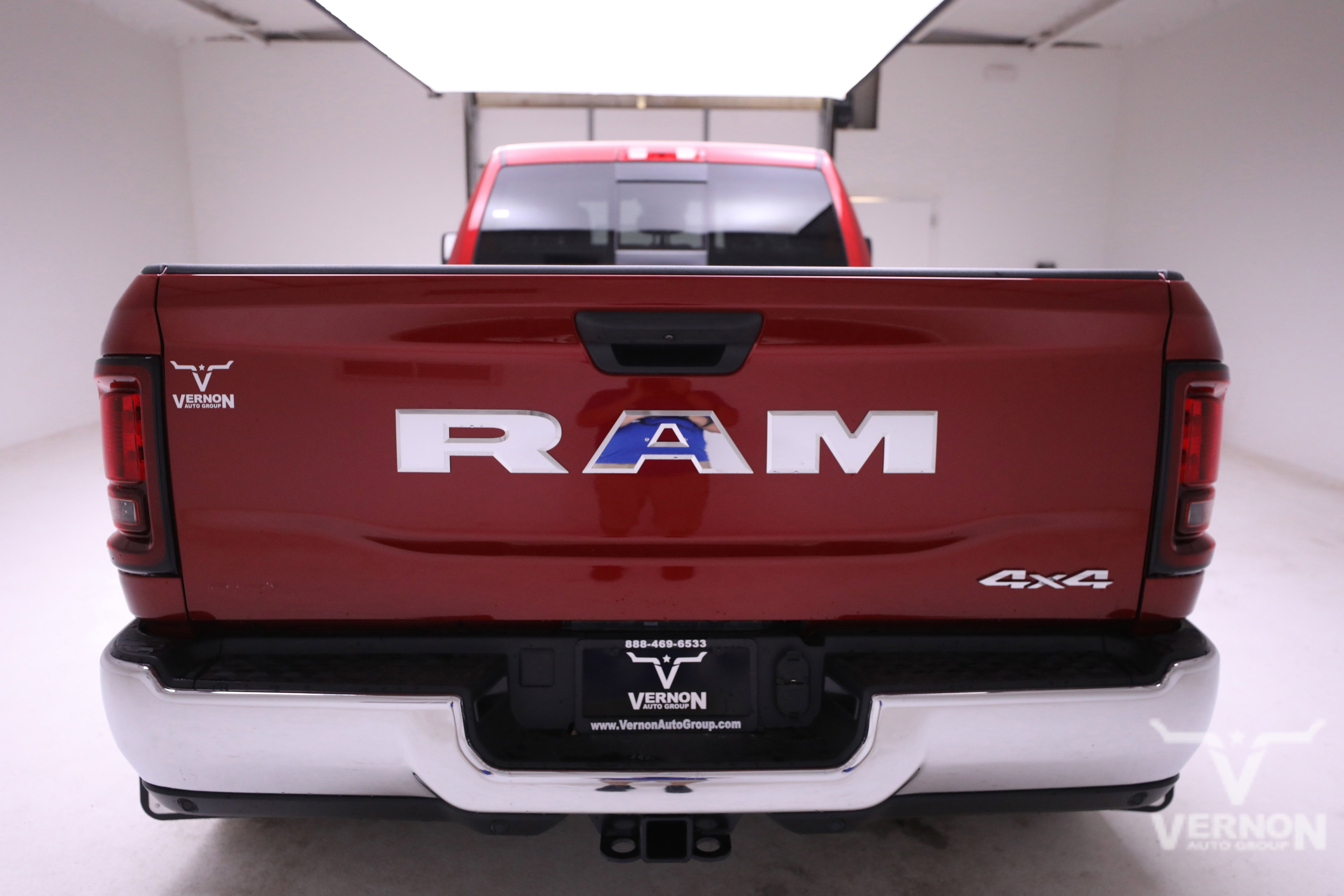 New 2026 Molten Red Pearlcoat Ram N image 4