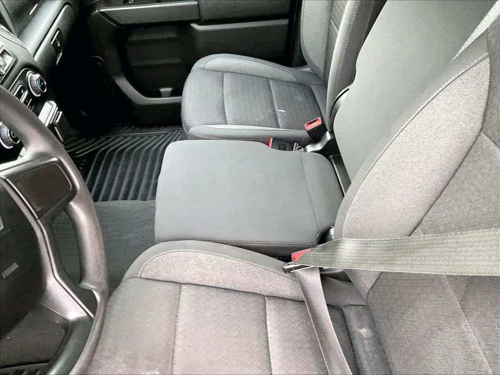 Used 2023 White Chevrolet Custom image 20