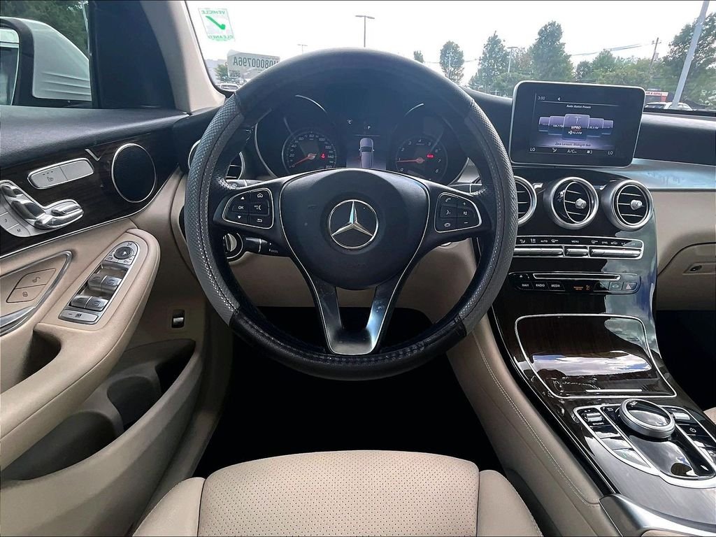 Used 2019 White Mercedes-Benz GLC 300 image 17