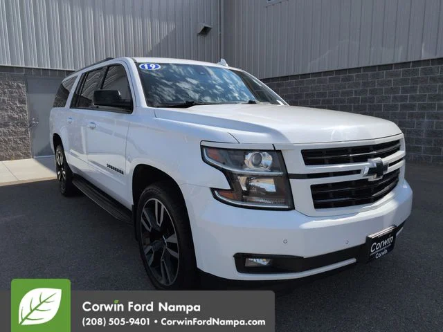 Used 2019 Summit White Chevrolet  image 1