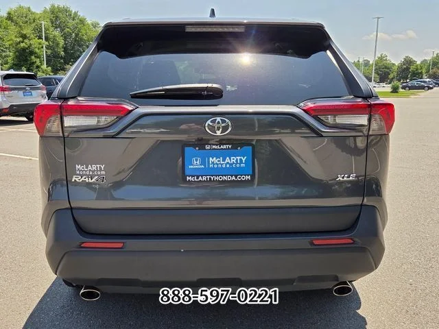 Used 2025 Gray Toyota XLE image 4
