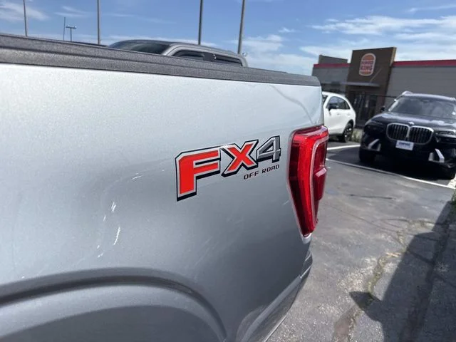 Used 2023 Silver Ford XLT image 13