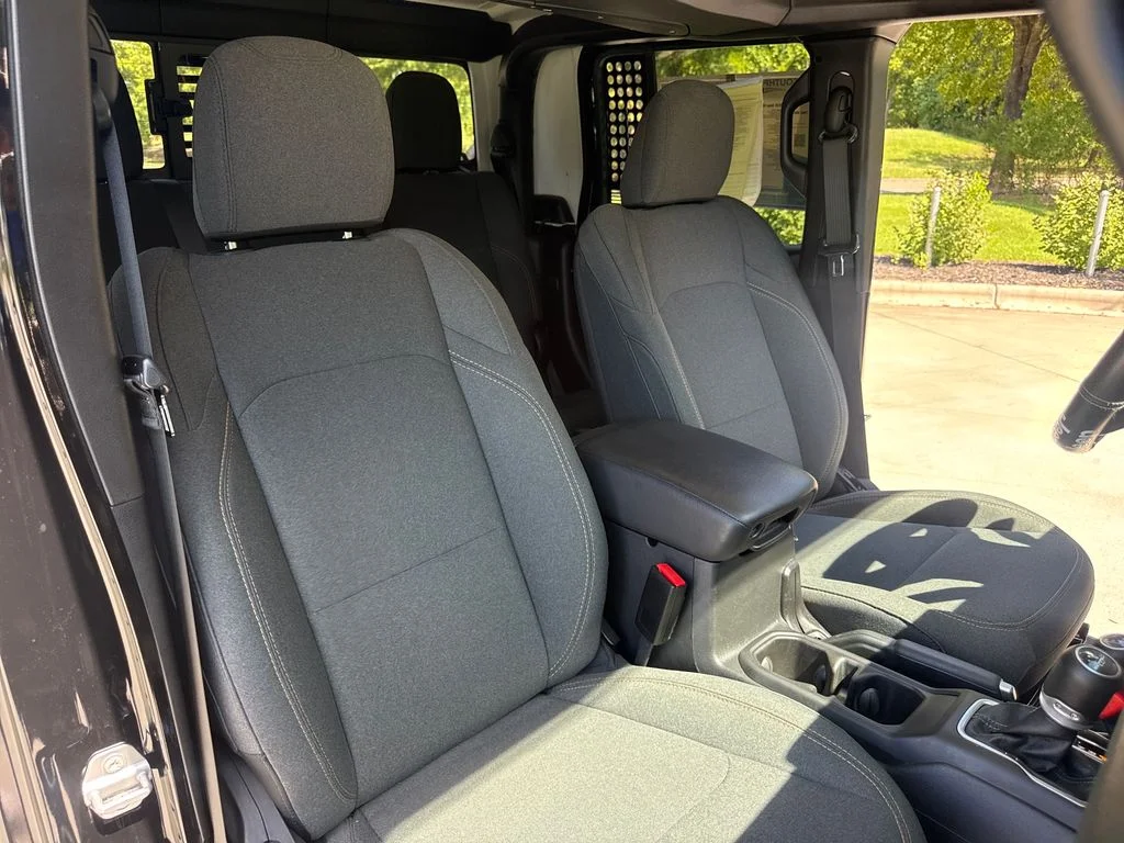 Used 2025 Black Clearcoat Jeep Nighthawk image 35