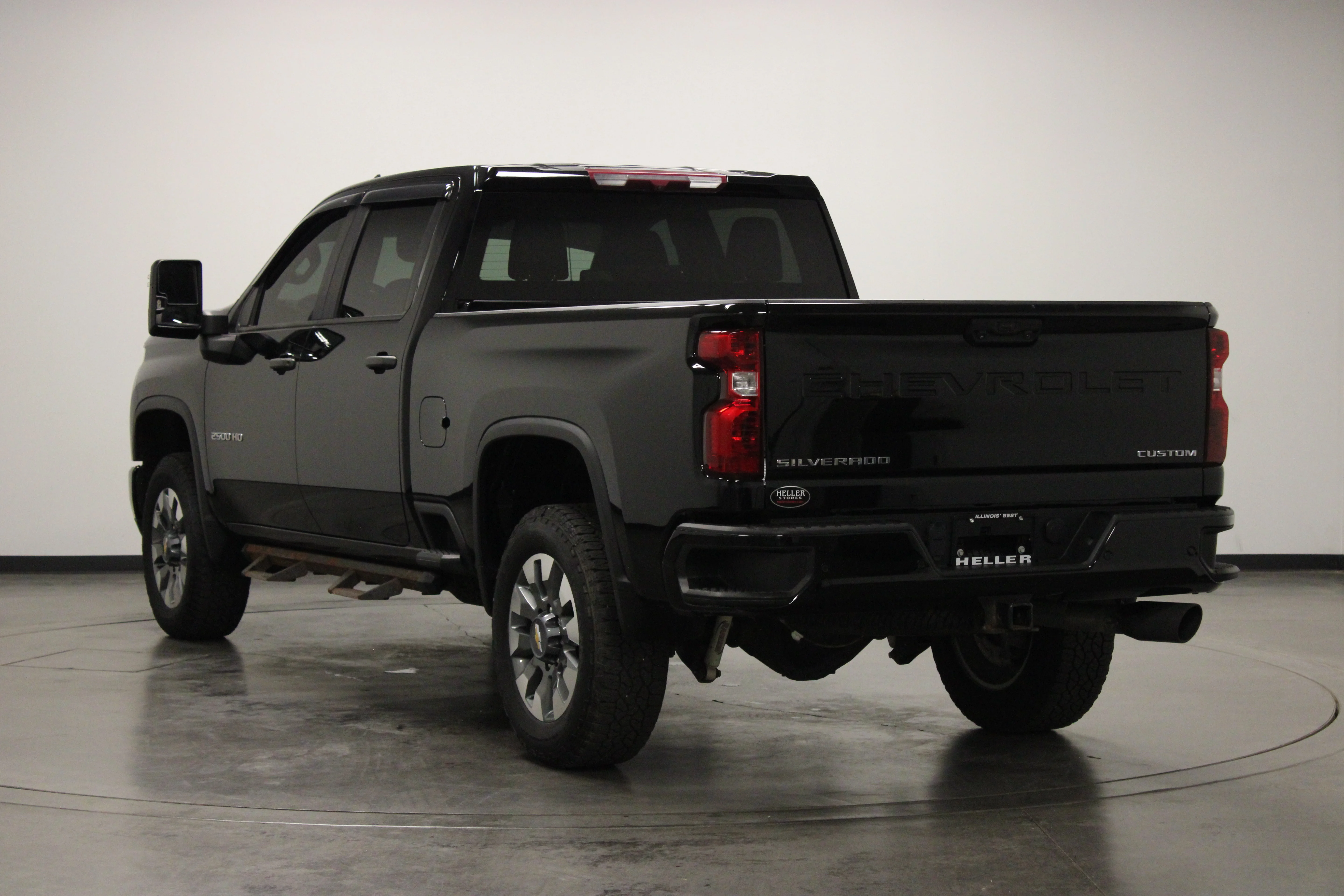 Used 2024 Black Chevrolet Custom image 6