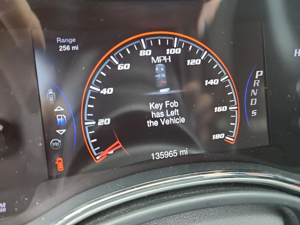 Used 2015 Silver Jeep SRT image 19