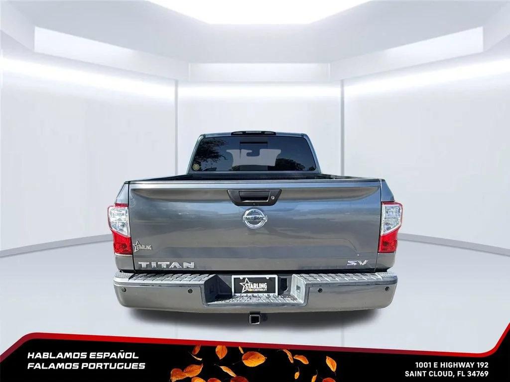 Used 2017  Nissan SV image 5