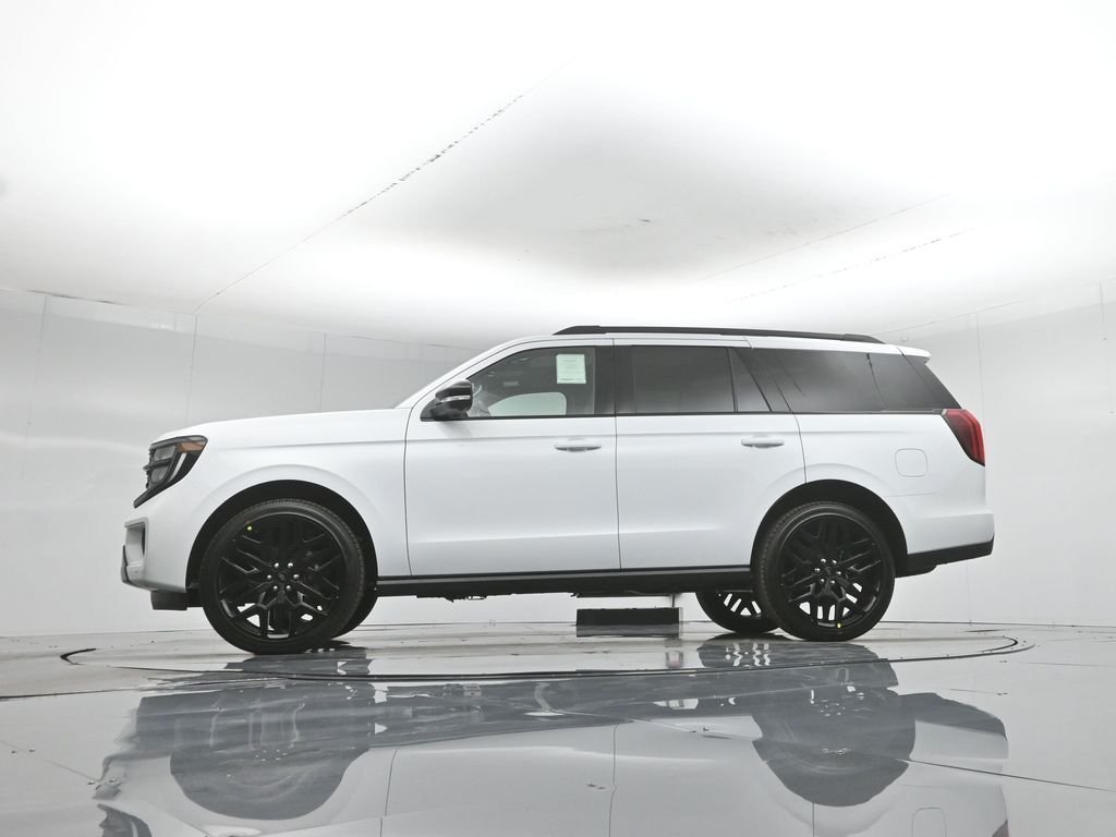 New 2026 Oxford White Ford Platinum image 55