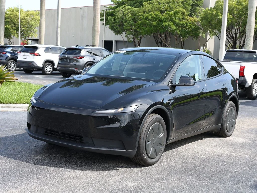 2026 Tesla Model Y Standard