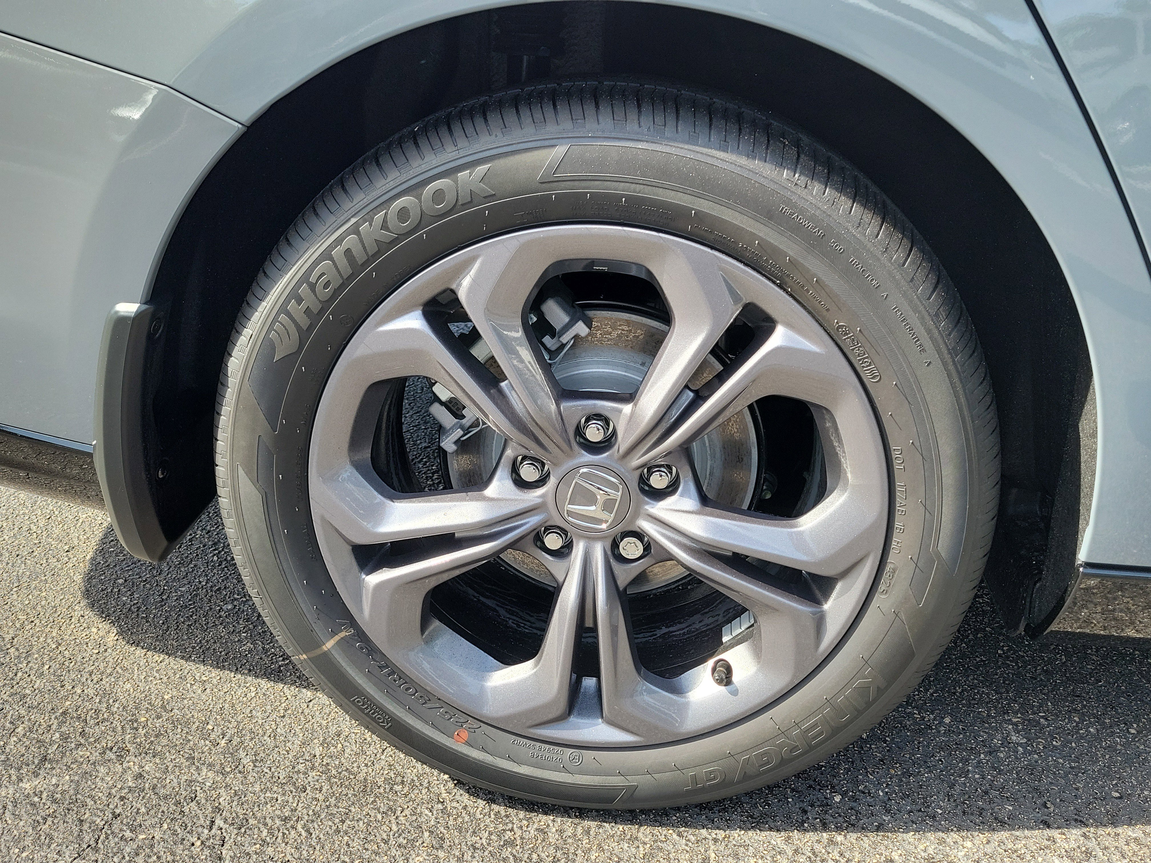 New 2026 Urban Gray Pearl Honda EX-L image 7