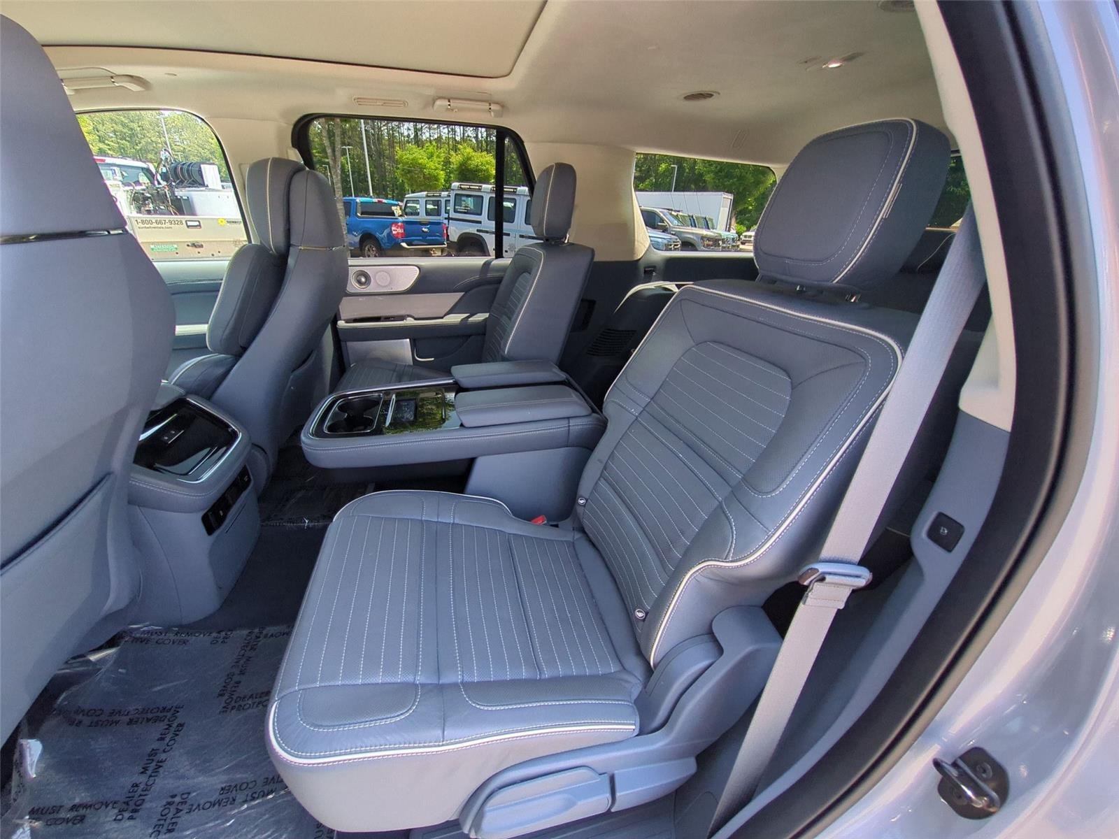 Used 2022 Chroma Crystal Blue Metallic Premium Colorant Lincoln Black Label image 34